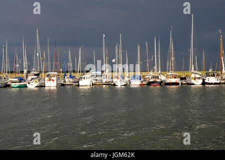 L'Europe, l'ALLEMAGNE, Basse-Saxe, à l'Est de la Frise, Frise, paysage, ciel bleu, jour, lumière du jour, à l'extérieur, l'enregistrement sur le terrain, photographie, Voyage, tourisme, plage Banque D'Images