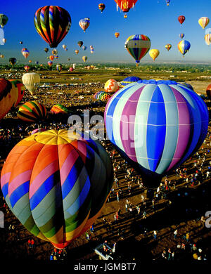 Petites montgolfières en France, bain Ballon Festival à Frankreich Banque D'Images