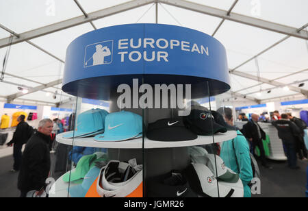 Tournée européenne en vente de marchandises au cours de la quatrième journée de l'Open d'Irlande Dubai Duty Free à Portstewart Golf Club. ASSOCIATION DE PRESSE Photo. Photo Date : Dimanche 9 juillet 2017. Voir histoire de PA GOLF irlandais. Crédit photo doit se lire : Niall Carson/PA Wire. RESTRICTIONS : un usage éditorial uniquement. Pas d'utilisation commerciale. Banque D'Images