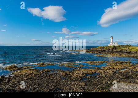 Turnberry, Scotland, UK - 4 août 2016 : Le vieux phare de Turnberry, qui fait maintenant partie de l'Atout luxe Turnberry Resort Hotel. Banque D'Images