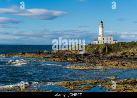 Turnberry, Scotland, UK - 4 août 2016 : Le vieux phare de Turnberry, qui fait maintenant partie de l'Atout luxe Turnberry Resort Hotel. Banque D'Images