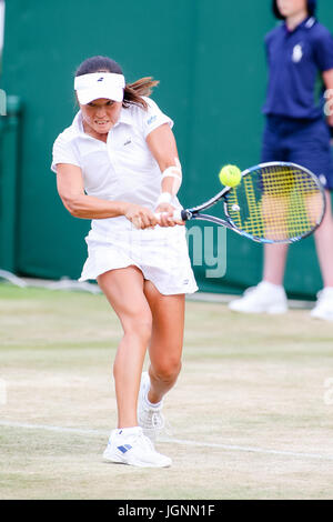 Londres, Royaume-Uni. 7 juillet, 2017. Makoto Ninomiya (JPN) Tennis : Makoto Ninomiya du Japon au cours de la première ronde de la match de tennis sur gazon de Wimbledon contre Dmitry Tursunov Championnats de Russie et Daria Gavrilova de l'Australie à l'All England Lawn Tennis et croquet Club à Londres, Angleterre . Credit : AFLO/Alamy Live News Banque D'Images