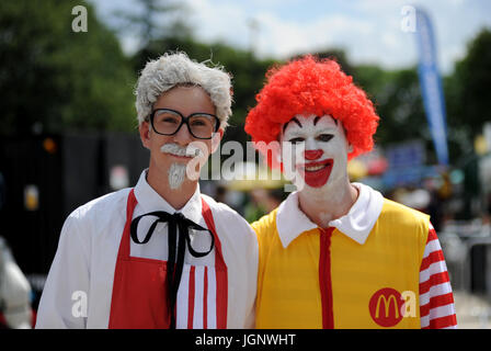 Alexandra Palace, Londres, Royaume-Uni. 09 juillet 2017. X chargé en bas de la colline à l'Alexandra Palace sur la Red Bull Soapbox Race Course. Crédit : David Partridge/Alamy Live News Banque D'Images