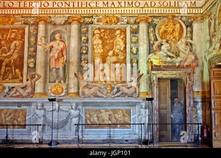 Fresoed 'Détail' du mur dans la salle de Paolina (nommé d'après le pape Paul III) à Castel Sant'Angelo, Rome, Italie Banque D'Images