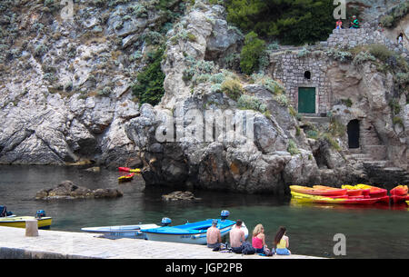 Canoë Sports d'eau en Dubrovnik Croatie Banque D'Images