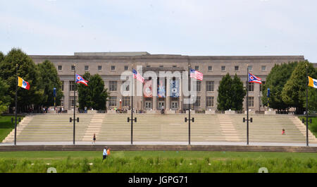 COLUMBUS, OH - le 28 juin : COSI, le Centre des sciences et de l'industrie dans la région de Columbus, OH, n'est illustré le 28 juin 2017. Il est l'hôte d'une exposition sur l'un des astronautes Banque D'Images