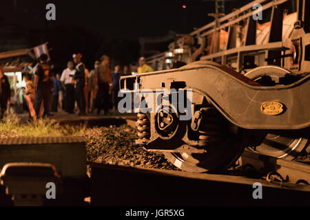 Déraillement de train de ciment à Nakhon Ratchasima, Thaïlande. Le 10 juillet 2017. Pas de mort ou de blessures signalées. Banque D'Images