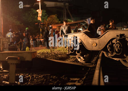 Déraillement de train de ciment à Nakhon Ratchasima, Thaïlande. Le 10 juillet 2017. Pas de mort ou de blessures signalées. Banque D'Images