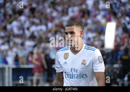 Madrid, Madrid, Espagne. 10 juillet, 2017. Theo Hernandez au cours de la présentation du défenseur Français Théo Hernandez en tant que nouveau joueur de l'équipe, qui s'est tenue à Santiago Bernabeu à Madrid, Espagne, le 10 juillet 2017. Theo Hernandez a signé pour les 6 saisons. Crédit : Jack Abuin/ZUMA/Alamy Fil Live News Banque D'Images