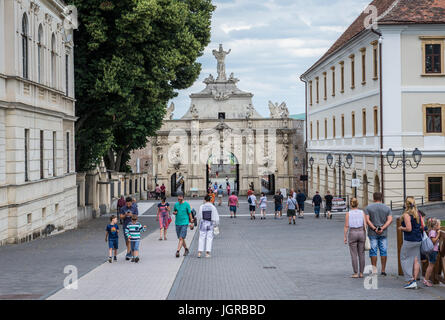 3e porte de la forteresse appelée Alba Carolina Carol's Gate à Alba Iulia ville de Alba, Roumanie Banque D'Images