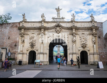 3e porte de la forteresse appelée Alba Carolina Carol's Gate à Alba Iulia ville de Alba, Transylvanie, Roumanie Banque D'Images