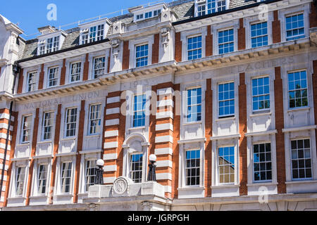 Hamilton House, Mabledon Place, siège de l'Union nationale des enseignants, l'Arrondissement de Camden, Londres, Angleterre, Royaume-Uni Banque D'Images