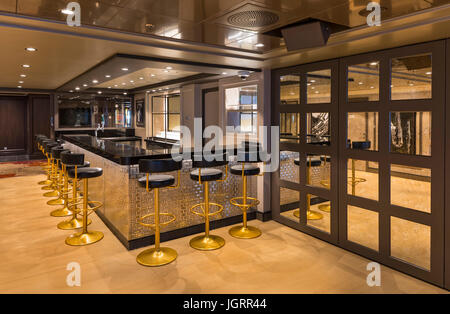 Club de Jazz. Bateau de croisière de rêve de Genting, AN, Chine. Architecte : SMC Design, 2016. Banque D'Images