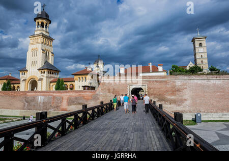 Alba Carolina Forteresse de Alba Iulia, ville de la Roumanie. Avec vue sur la cathédrale de couronnement, Saint Quatrième Gate et cathédrale Saint Michel Banque D'Images