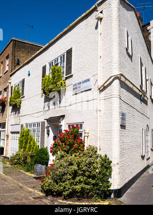 Hyde Park Garden Mews, Bayswater, London, England, UK, FR. Banque D'Images