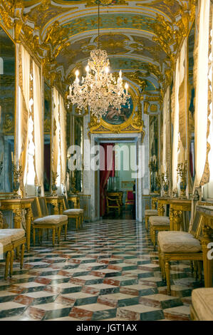 Vue sur la Galleria degli Specchi, au Palazzo Spinola National Gallery de Gênes, Ligury Banque D'Images