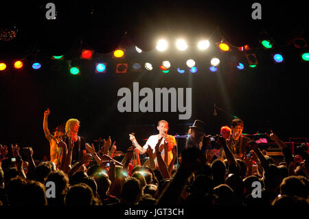 (L-r) Dave Navarro,duff mckagan,Chester Bennington linkin park,slash,matt sorum Billy Morrison exécution camp freddy roxy West Hollywood. Banque D'Images