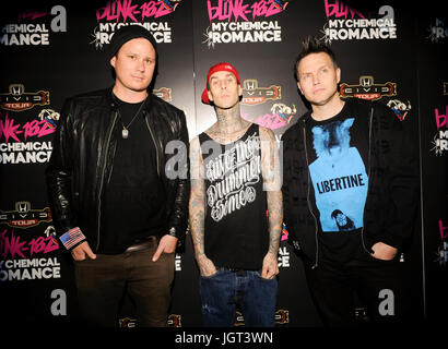 (L-r) musiciens,tom delonge Travis Barker, Mark Hoppus blink-182 blink-182 à My Chemical Romance 2011 l'occasion de l'annonce Honda Civic Tour Rainbow bar & grill Mai 23,2011 secteur Los Angeles, Californie. Banque D'Images