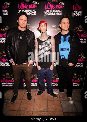 (L-r) musiciens,tom delonge Travis Barker, Mark Hoppus blink-182 blink-182 à My Chemical Romance 2011 l'occasion de l'annonce Honda Civic Tour Rainbow bar & grill Mai 23,2011 secteur Los Angeles, Californie. Banque D'Images