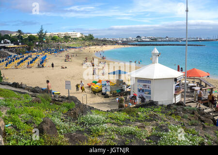 Strandbar am 71, Playa Dorada et Playa Blanca Lanzarote, bei, kanarische inseln, europa | bar de plage à Playa dorada, Playa Blanca, Lanzarote Banque D'Images