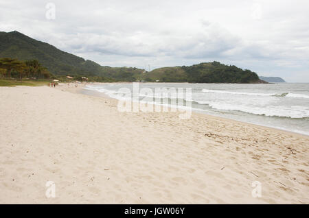 Plage, à Barra do Una, Peruíbe, São Paulo, Brésil Banque D'Images