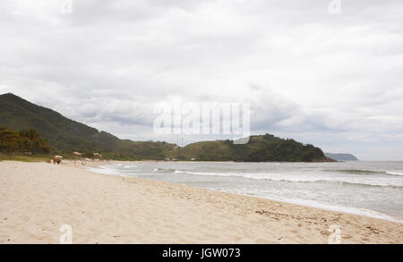 Plage, à Barra do Una, Peruíbe, São Paulo, Brésil Banque D'Images