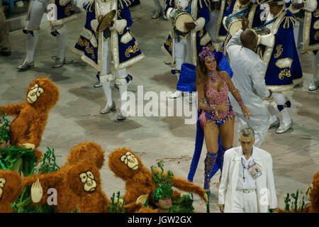 Luma de Oliveira, Reine de la batterie, le Carnaval 2009, l'école de samba Portela, Rio de Janeiro, Brésil Banque D'Images