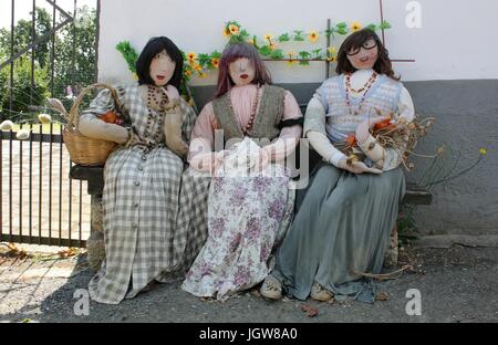 Marionnettes en pays de Monferrato, Piémont, Italie, les commères Banque D'Images