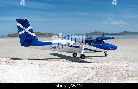 Un avion Twin Otter, l'aéroport de Barra Banque D'Images