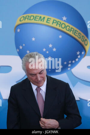 Le Brésil. 11 juillet, 2017. BrasÃ-Lia, 11/07/2017 - Michel Temer, Presidente da Republica, durante Lançamento do Programa Nacional de¡FundiÃ RegularizaçÃ£o ria. Bruno Spada/Tripé Fotografia (crédit Image : © TripeFoto via ZUMA Press) Banque D'Images