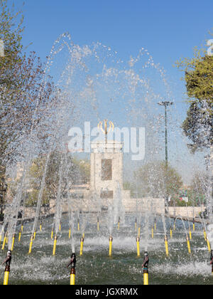 La place Imam Khomeini, Téhéran, Iran Banque D'Images