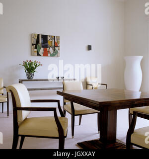 Salle à manger de style minimaliste Banque D'Images