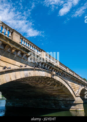 Pont Serpentine, à Hyde Park, Londres, Angleterre Banque D'Images