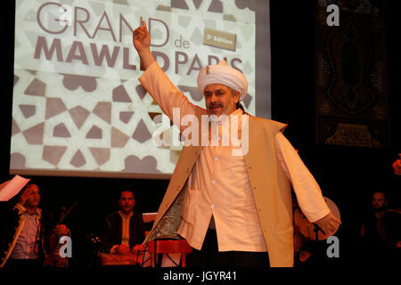 Mawlid grand soufi de Paris. Bahauddin Cheikh Naqshbandi (Adil). La France. Banque D'Images