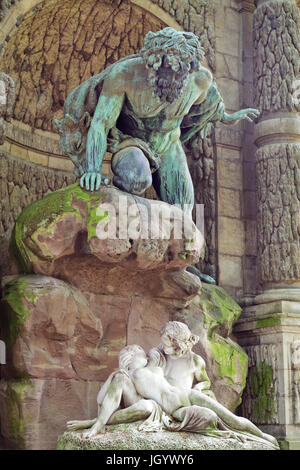 Polyphème surprenant Acis et Galatea (Jardin du Luxembourg - Paris) Banque D'Images