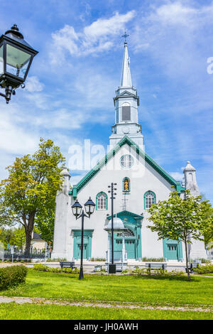 Saint-Augustin-de-Desmaures, Canada - le 29 mai 2017 : Paroisse de Sainte Marie dans une petite ville sur le chemin du Roy Banque D'Images