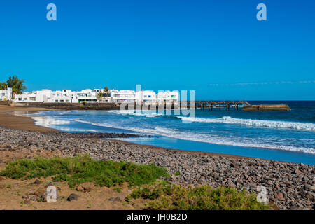 Village côtier de Arrieta, Lanzarote, îles Canaries, Espagne Banque D'Images