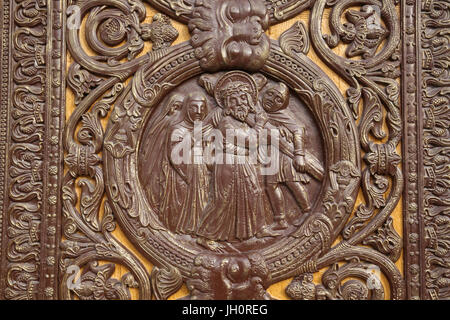 Saint Denis Basilique. Reliefs sur la porte centrale. La Passion du Christ. La France. Banque D'Images