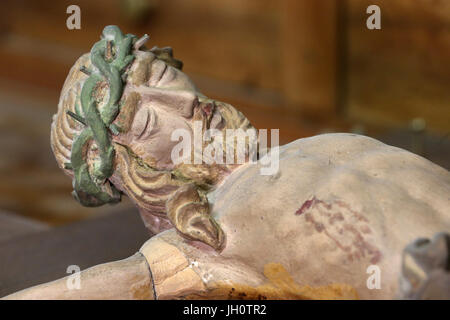 Restauration de l'église baroque de Saint Gervais. La crucifixion. Jésus sur la croix. La France. Banque D'Images