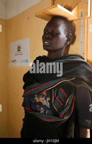 Kiryangondo camp de réfugiés. Le programme de prévention de la malnutrition dirigé par préoccupation dans le monde entier. L'Ouganda. Banque D'Images