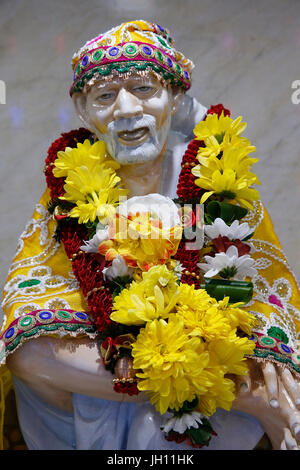 Shree temple hindou, Leicester. Murthi. Shirdi Sai Baba. United Kingdom. Banque D'Images