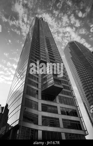 Le Wislhire Grand Centre est actuellement le plus grand bâtiment dans le centre-ville de Los Angeles, CA Banque D'Images