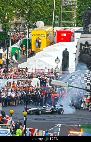 McLaren F1 manifestation autour de Piccadilly Circus, Londres, 2004 Banque D'Images