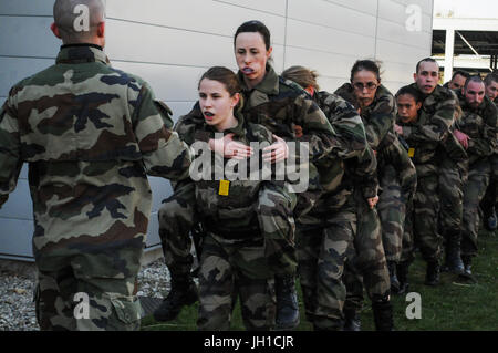 Une semaine avec les stagiaires de la Gendarmerie Nationale française, Lyon (France) Banque D'Images