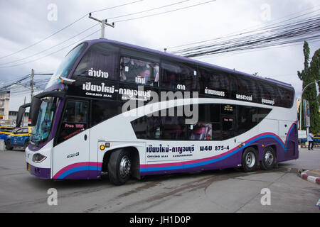 CHIANG MAI, THAÏLANDE - 12 juillet 2017 : Volvo Bus d'Sasanan société de transport. Kanchanaburi Route et Chiangmai. Photo à la gare routière de Chiangmai, sesana Banque D'Images