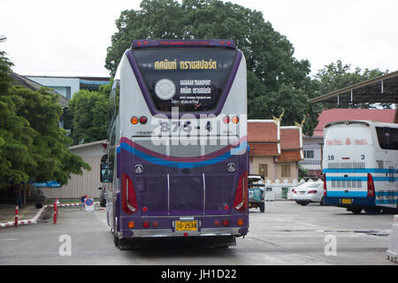 CHIANG MAI, THAÏLANDE - 12 juillet 2017 : Volvo Bus d'Sasanan société de transport. Kanchanaburi Route et Chiangmai. Photo à la gare routière de Chiangmai, sesana Banque D'Images