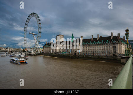 London Eye, l'établissement emblématique de Londres situé à Westminster, London, United Kingdom Banque D'Images
