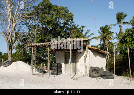 Pneus maisons, route, autoroute, ville, Santo Amaro, São Luis, Maranhão, Brésil, Barreirinhas Banque D'Images