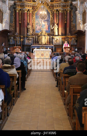 L'église Saint-Nicolas de Veroce. Messe catholique. La France. Banque D'Images