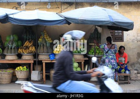 Marché de fruits d'Afrique. Lome. Le Togo. Banque D'Images